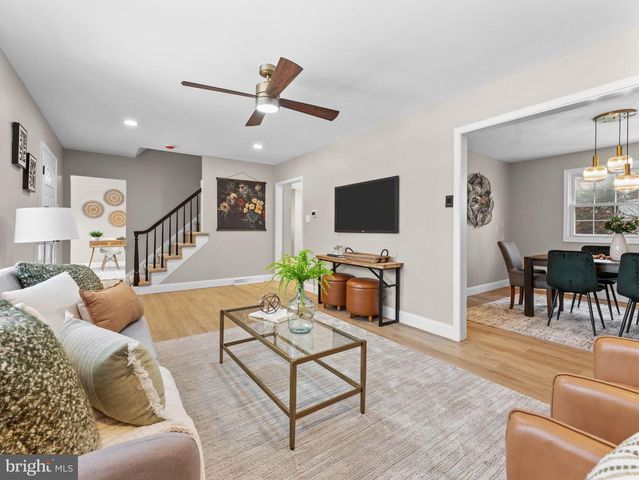 302 CORNELL AVE, Stratford, NJ 08084