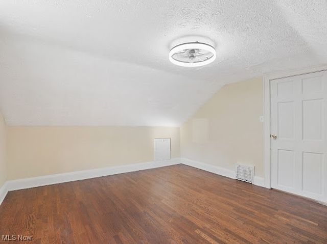 1371 Benton Street, Barberton, OH 44203