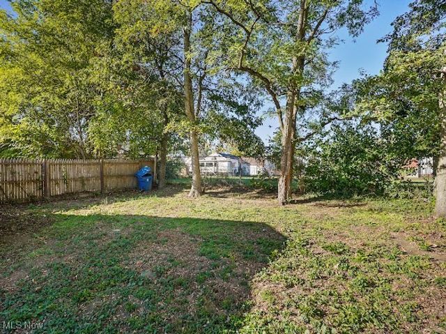 1371 Benton Street, Barberton, OH 44203