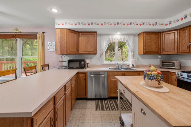 12 Settlers, Eastham, MA 02642