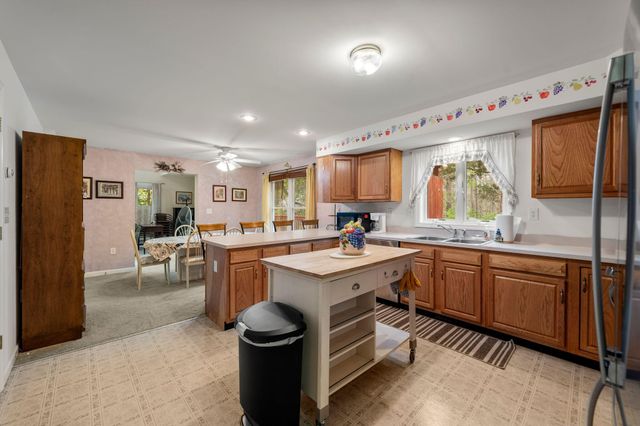 12 Settlers, Eastham, MA 02642