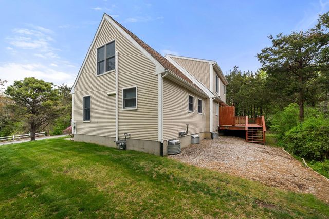 12 Settlers, Eastham, MA 02642