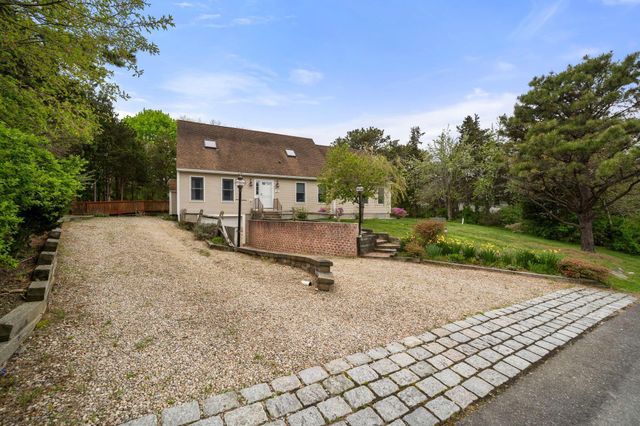 12 Settlers, Eastham, MA 02642