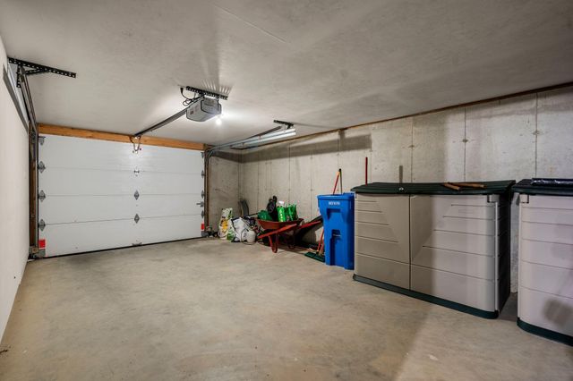 12 Settlers, Eastham, MA 02642