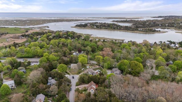 12 Settlers, Eastham, MA 02642