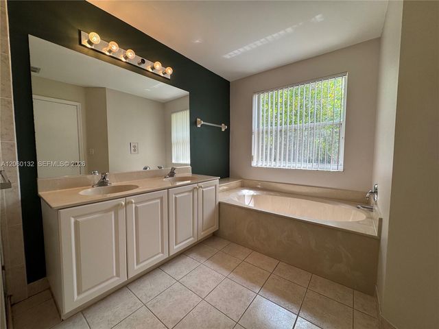 1893 SW 149th Ave, Miramar, FL 33027