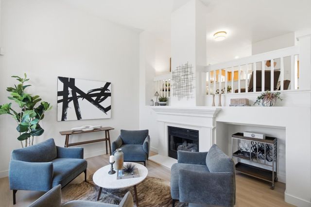 407 Charlott Lane, Redwood City, CA 94063