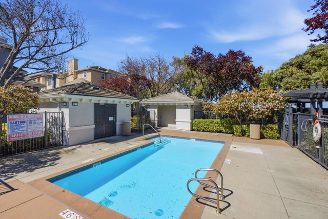 407 Charlott Lane, Redwood City, CA 94063