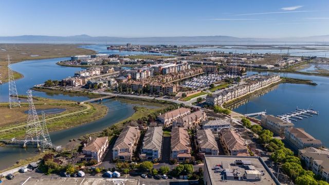 407 Charlott Lane, Redwood City, CA 94063