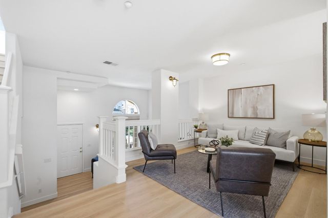 407 Charlott Lane, Redwood City, CA 94063