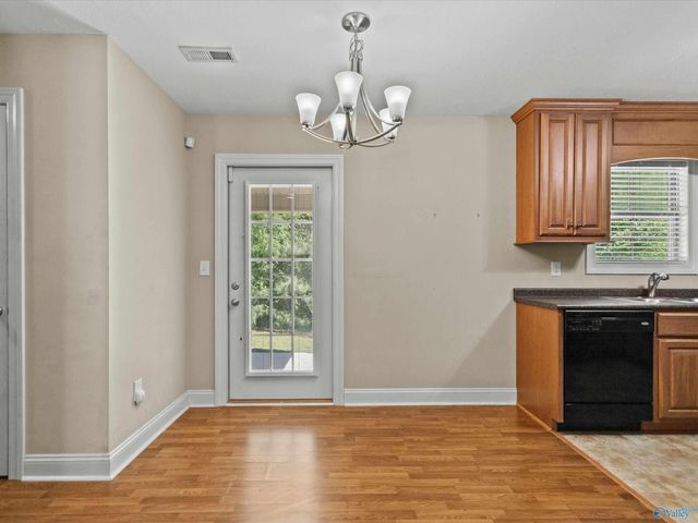 804 Charley Patterson Road, New Market, AL 35761