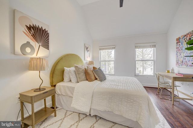 2012 2ND ST NW, Washington, DC 20001