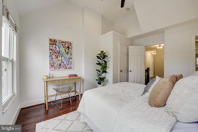 2012 2ND ST NW, Washington, DC 20001