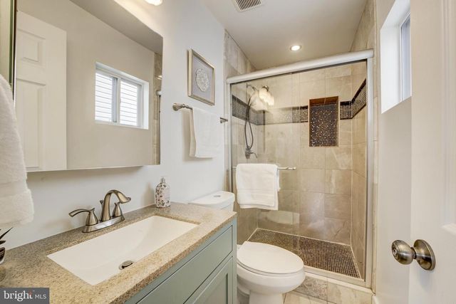 2012 2ND ST NW, Washington, DC 20001