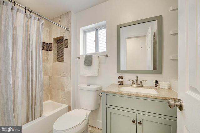 2012 2ND ST NW, Washington, DC 20001