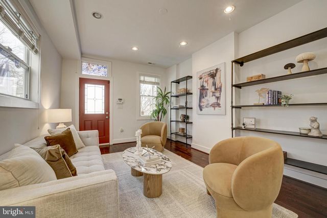 2012 2ND ST NW, Washington, DC 20001