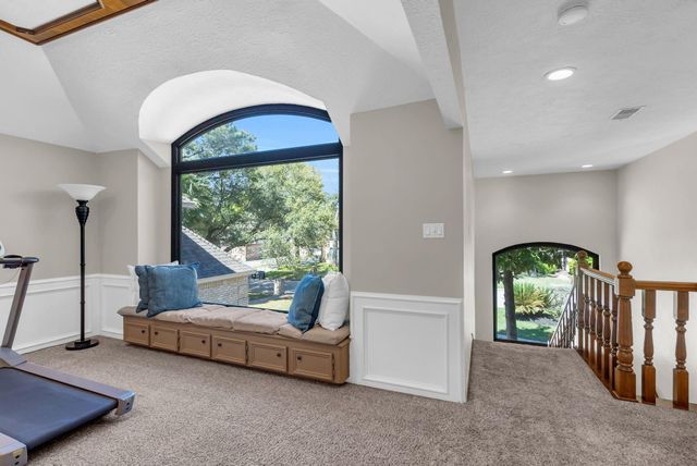 6034 Oak Creek Lane, Spring, TX 77379