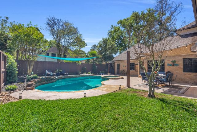 6034 Oak Creek Lane, Spring, TX 77379