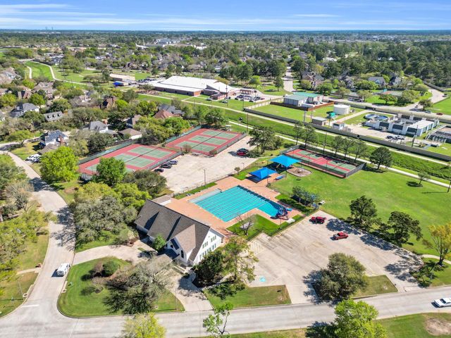 6034 Oak Creek Lane, Spring, TX 77379