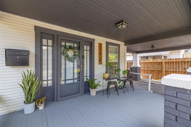 303 W CURTIS STREET, Tampa, FL 33603