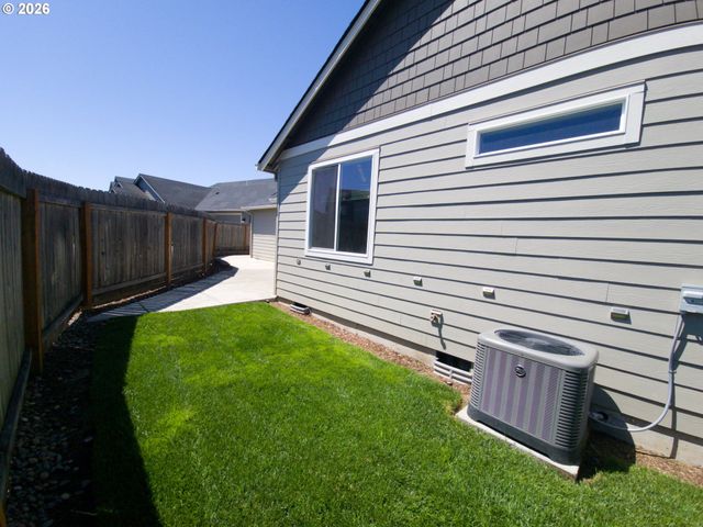 10727 Ne 107TH Way, Vancouver, WA 98662