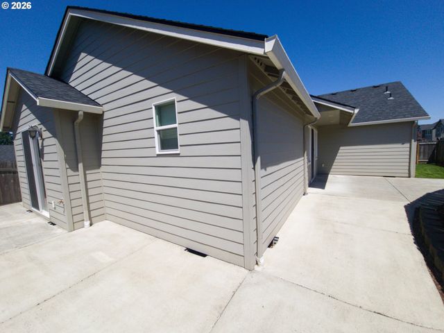10727 Ne 107TH Way, Vancouver, WA 98662
