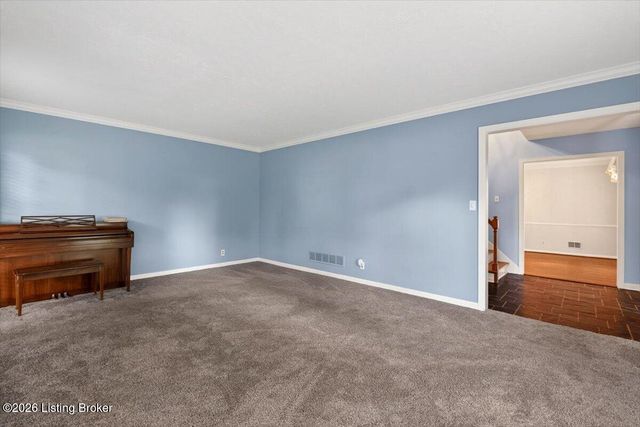 3907 Burning Bush Rd, Louisville, KY 40241