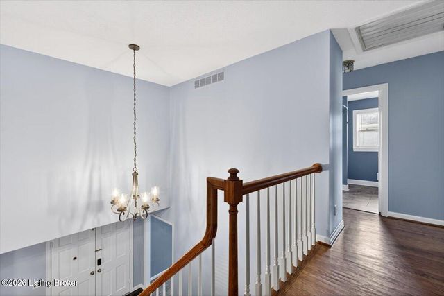 3907 Burning Bush Rd, Louisville, KY 40241