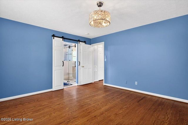 3907 Burning Bush Rd, Louisville, KY 40241