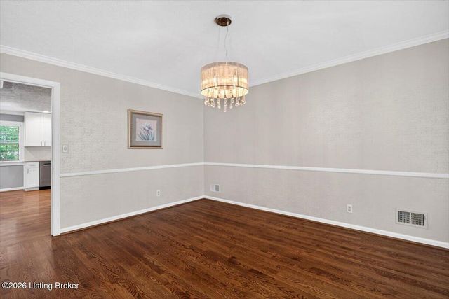3907 Burning Bush Rd, Louisville, KY 40241