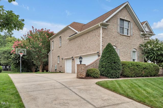 9628 Clubvalley Way, Raleigh, NC 27617