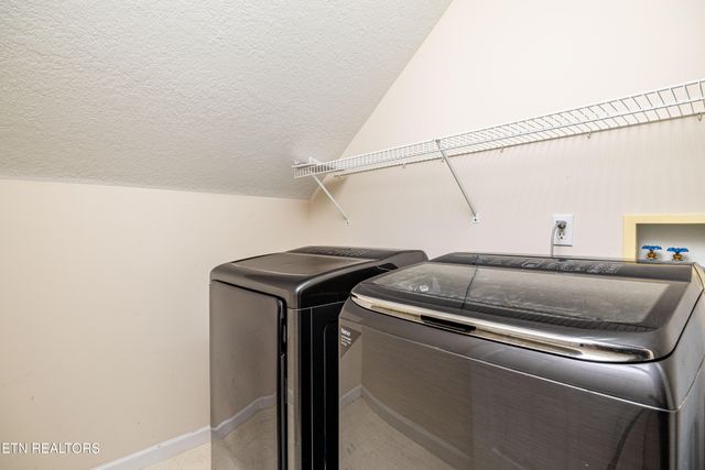 6619 Ruby June Lane, Corryton, TN 37721