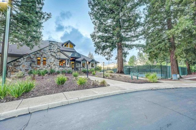 11 Tennis Club Drive, Danville, CA 94506