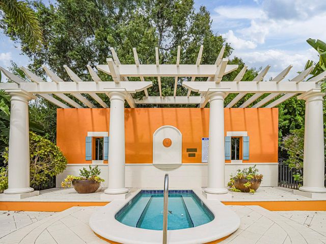 6525 Caicos Ct, Vero Beach, FL 32967