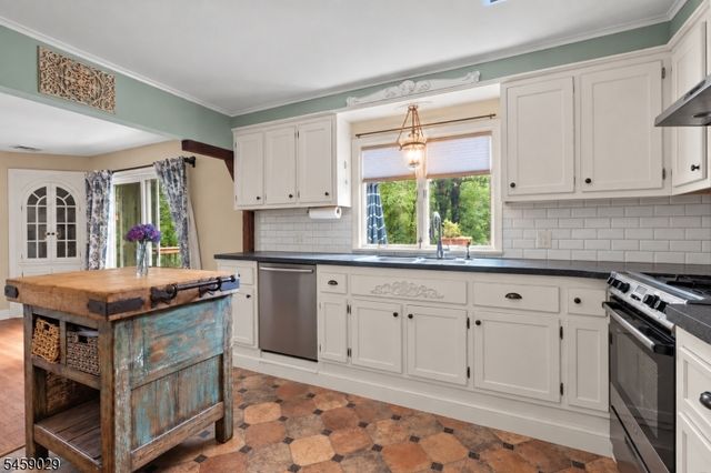 54 Skyview Rd, West Milford Twp., NJ 07480