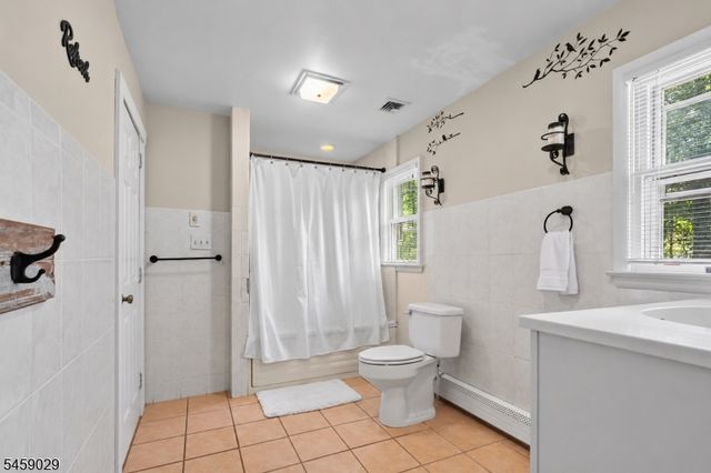 54 Skyview Rd, West Milford Twp., NJ 07480