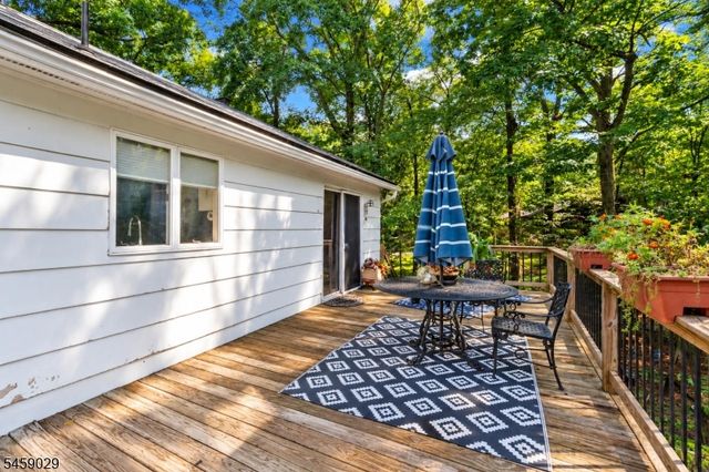 54 Skyview Rd, West Milford Twp., NJ 07480