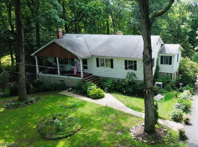 54 Skyview Rd, West Milford Twp., NJ 07480