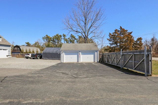 2614 Cranberry Hwy, Wareham, MA 02571