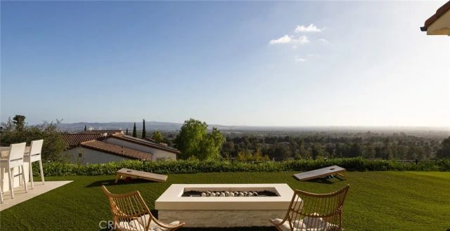 93 Parson Brown, Irvine, CA 92618