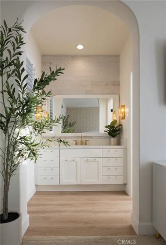 93 Parson Brown, Irvine, CA 92618