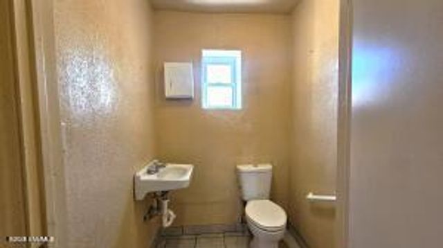 1229 S Espanola Street, Las Cruces, NM 88001