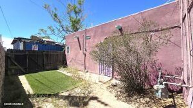 1229 S Espanola Street, Las Cruces, NM 88001