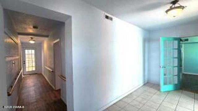 1229 S Espanola Street, Las Cruces, NM 88001