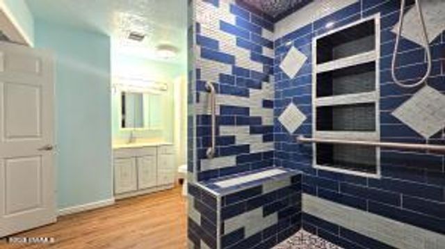 1229 S Espanola Street, Las Cruces, NM 88001