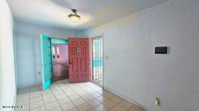 1229 S Espanola Street, Las Cruces, NM 88001