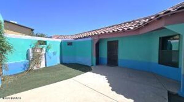 1229 S Espanola Street, Las Cruces, NM 88001