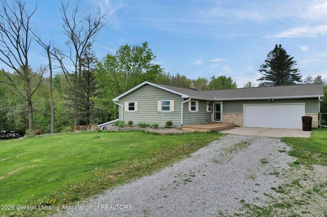 7185 Fhaner Highway, Potterville, MI 48876