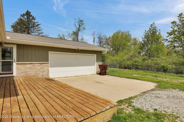 7185 Fhaner Highway, Potterville, MI 48876