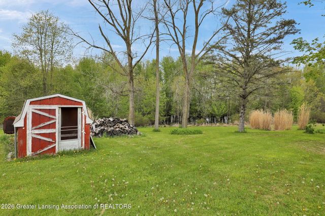 7185 Fhaner Highway, Potterville, MI 48876